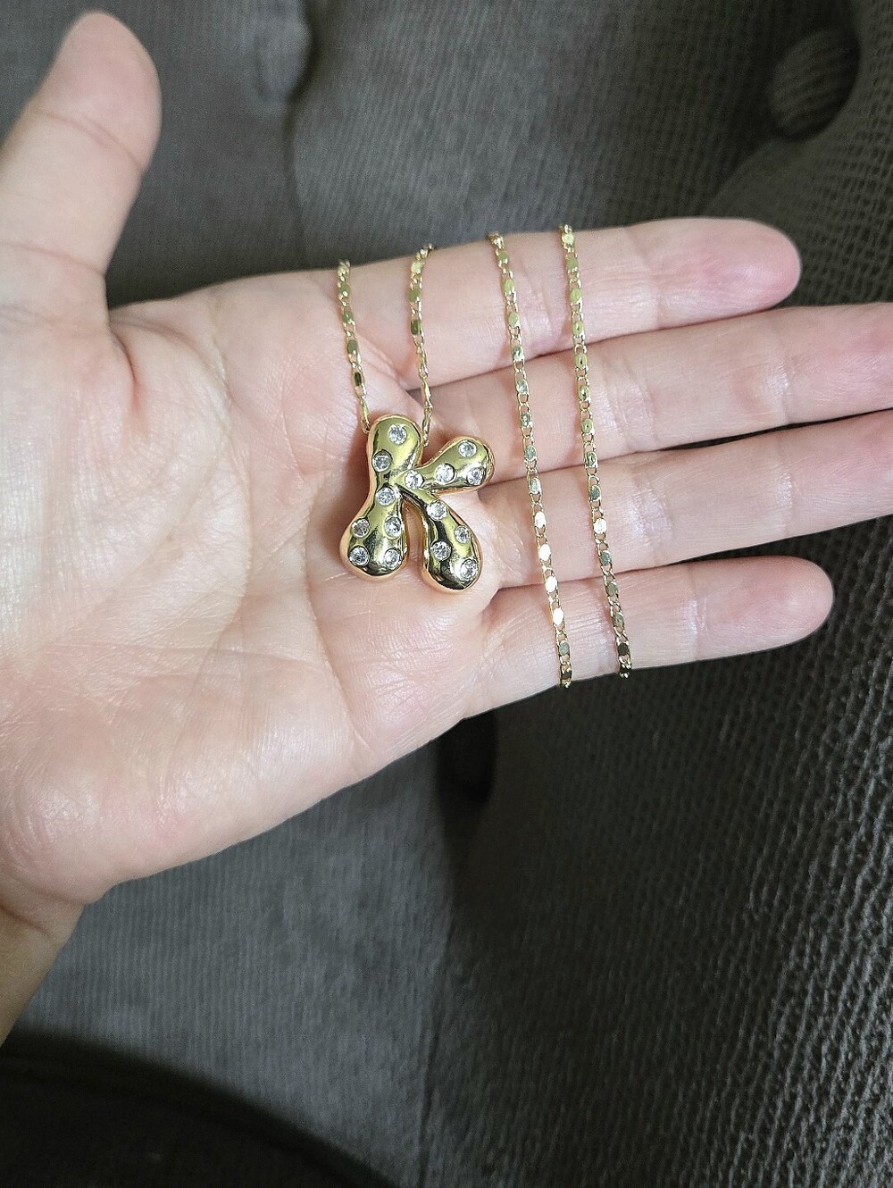 Gemelli👭 Puffy Letter "K" Initial Pendant Necklace - Picture 14 of 16